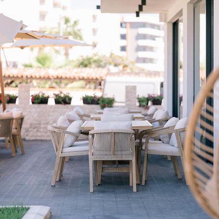 Hotel Teuta Ulcinj Exterior photo